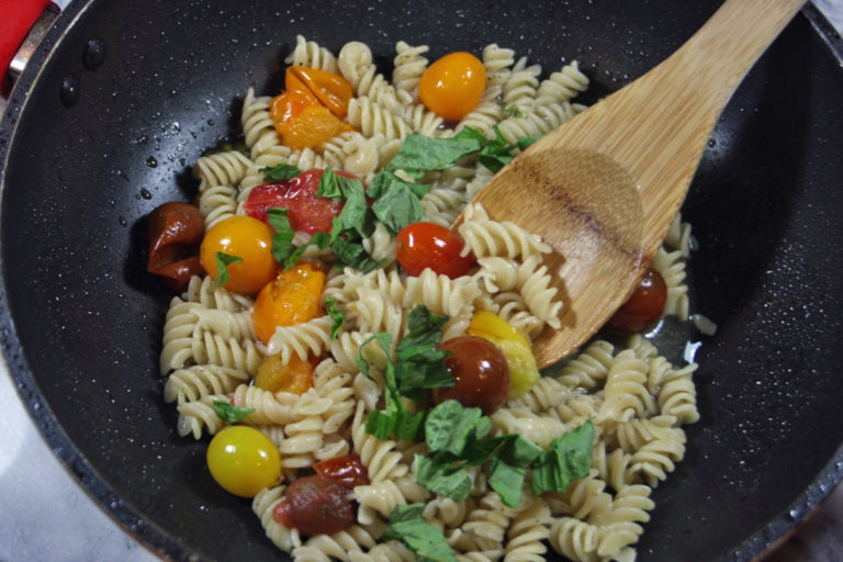 Cherry Tomato & Basil Pasta Sauce FODMAP foods